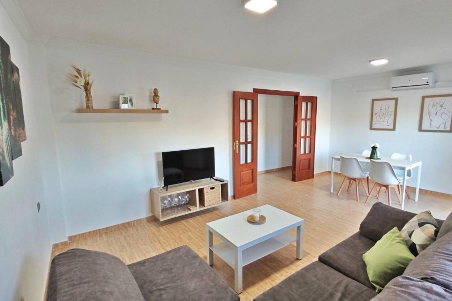 Apartamento Paseo Larios Torre Del Mar Exterior foto