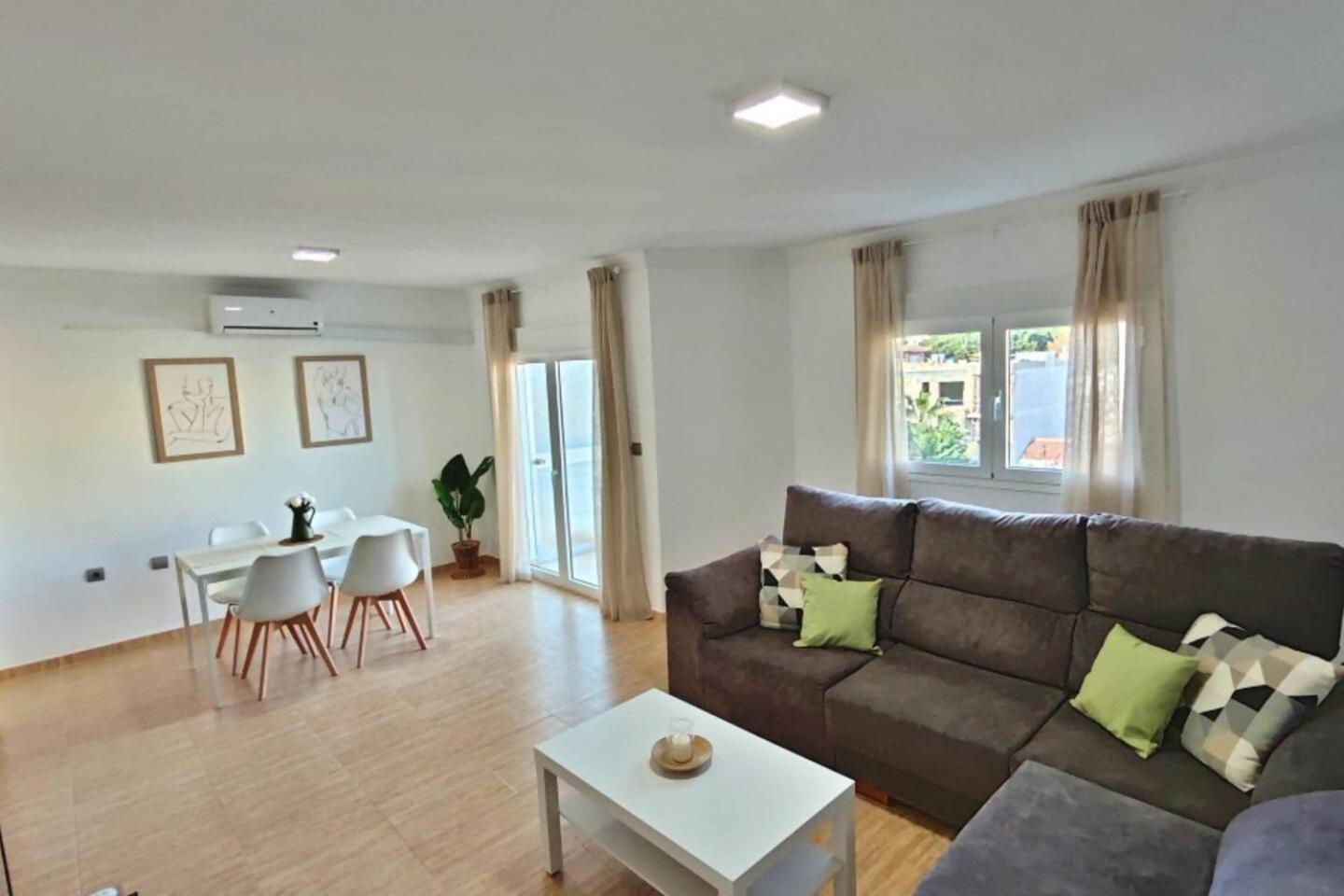 Apartamento Paseo Larios Torre Del Mar Exterior foto